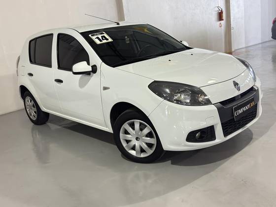 RENAULT SANDERO 1.0 EXPRESSION 16V FLEX 4P MANUAL RENAULT SANDERO 1.0 EXPRESSION 16V FLEX 4P MANUAL